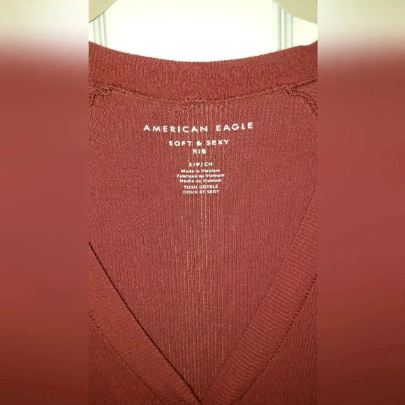 American Eagle| Soft & Sexy Button-up Ribbed Cardigain - Picture 3 of 4